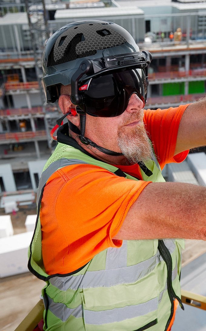 MILWAUKEE safety helmet