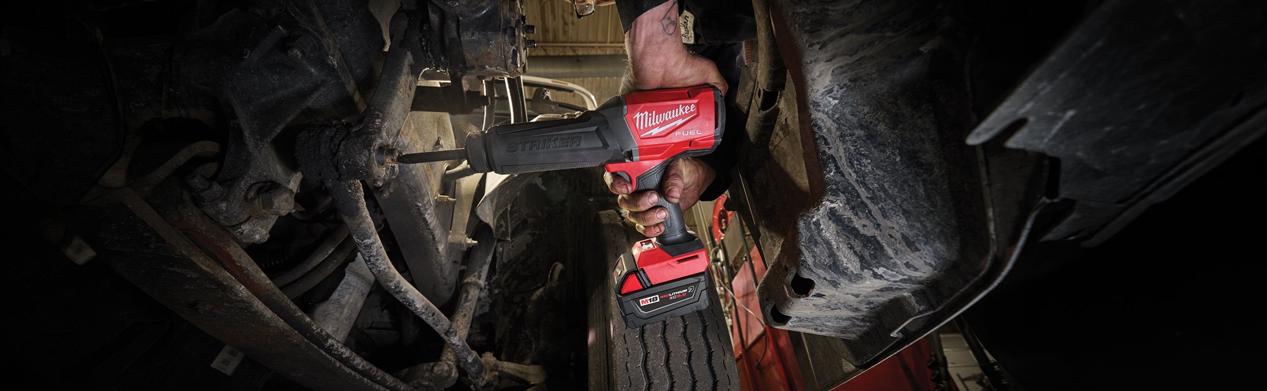 MILWAUKEE M18 FUEL STRIKER無碳刷鑿鎚
